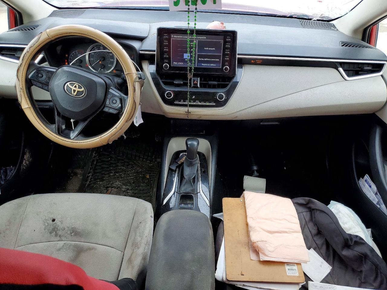 2020 TOYOTA COROLLA LE photo 8