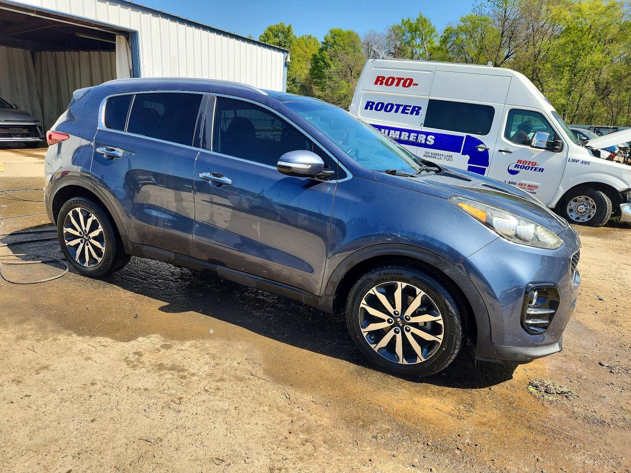 2017 KIA SPORTAGE EX photo 4