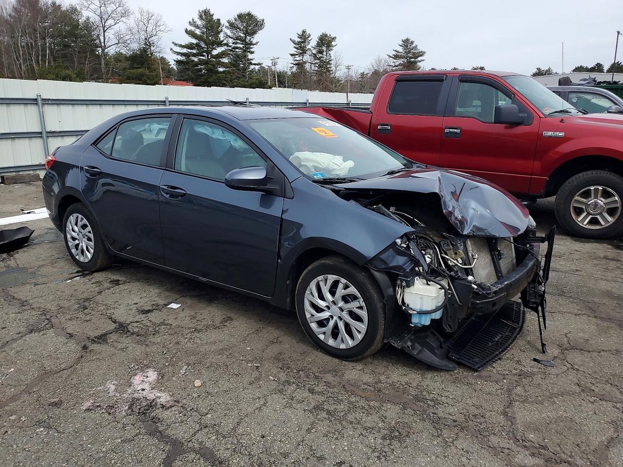 2018 TOYOTA COROLLA LE photo 4