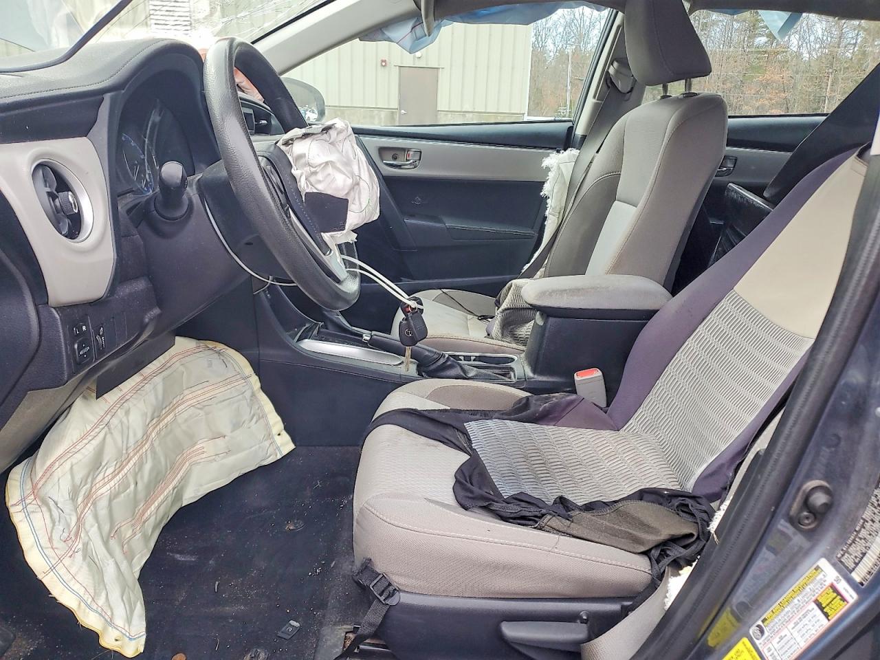 2018 TOYOTA COROLLA LE photo 7