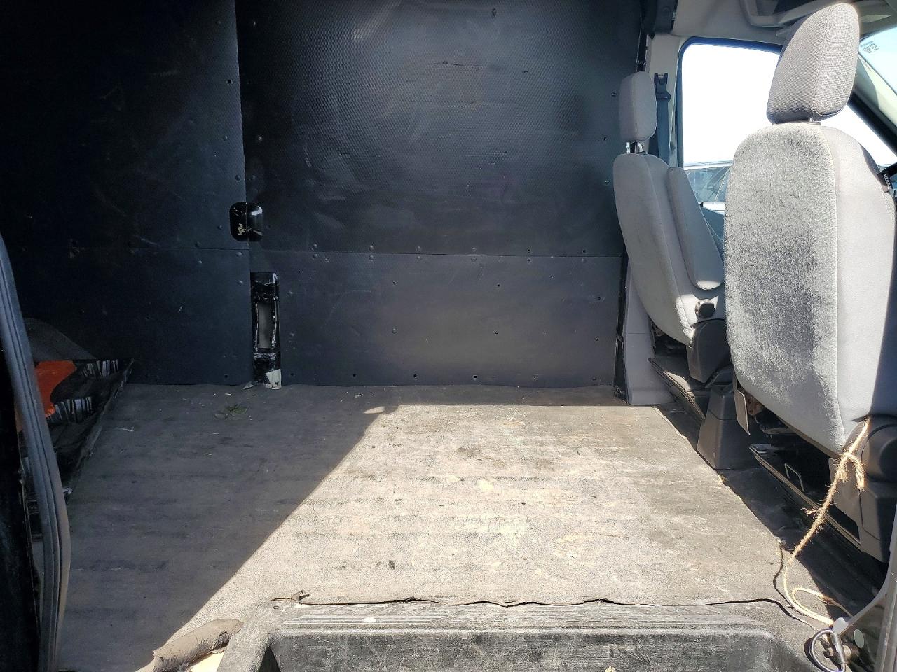 2018 FORD TRANSIT T-150 photo 11