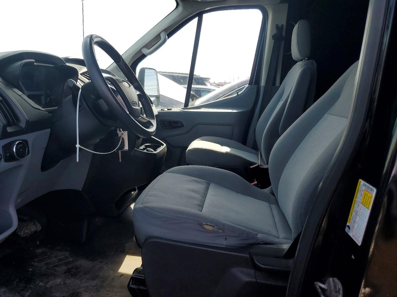 2018 FORD TRANSIT T-150 photo 7