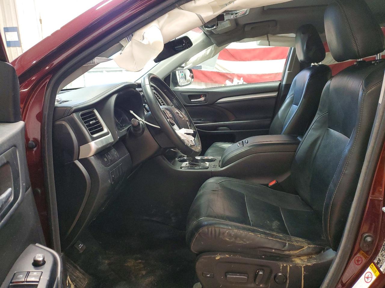 2018 TOYOTA HIGHLANDER XLE photo 13