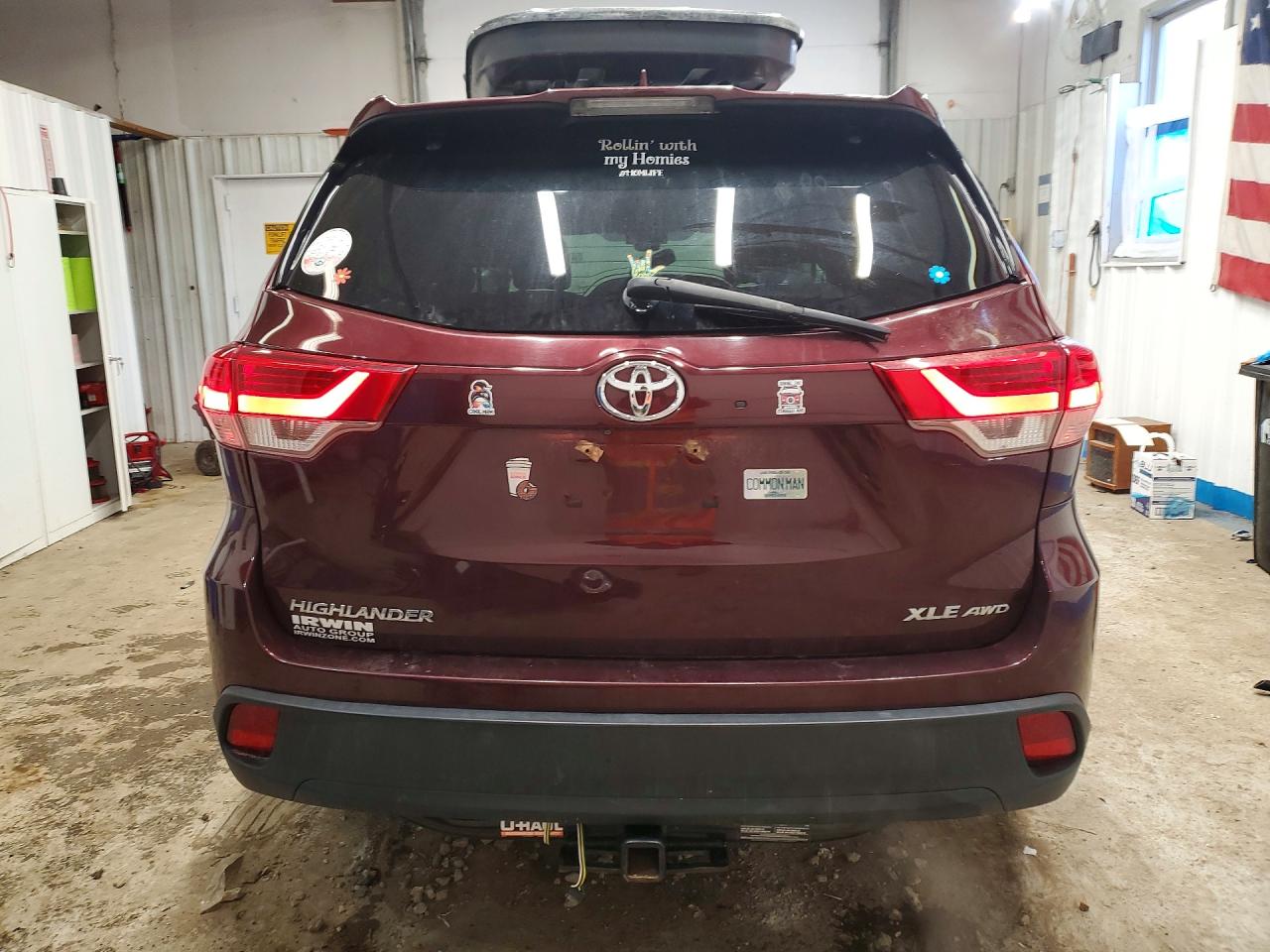 2018 TOYOTA HIGHLANDER XLE photo 11