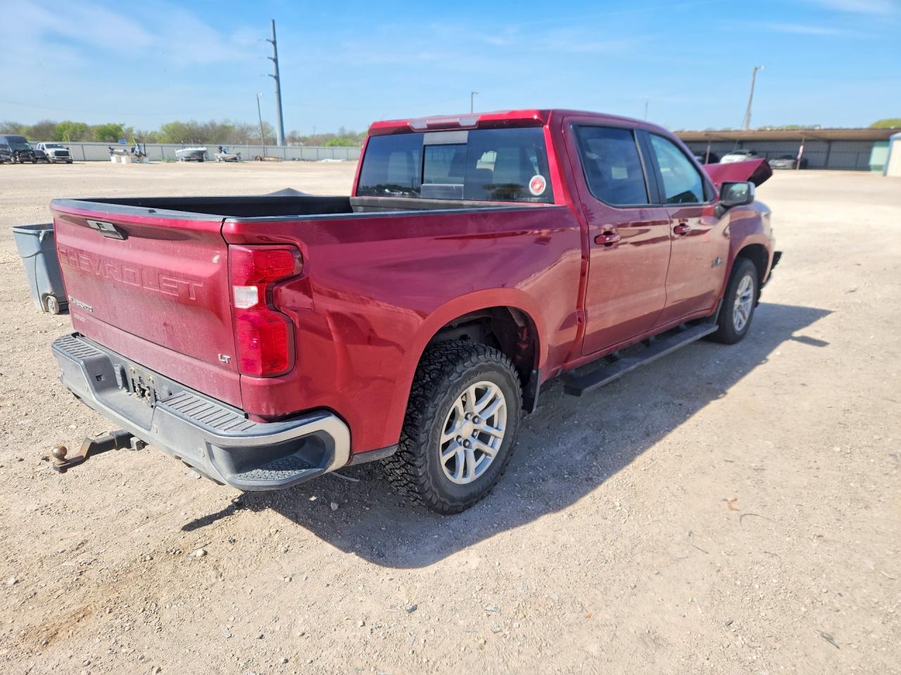2019 CHEVROLET SILVERADO K1500 LT photo 3