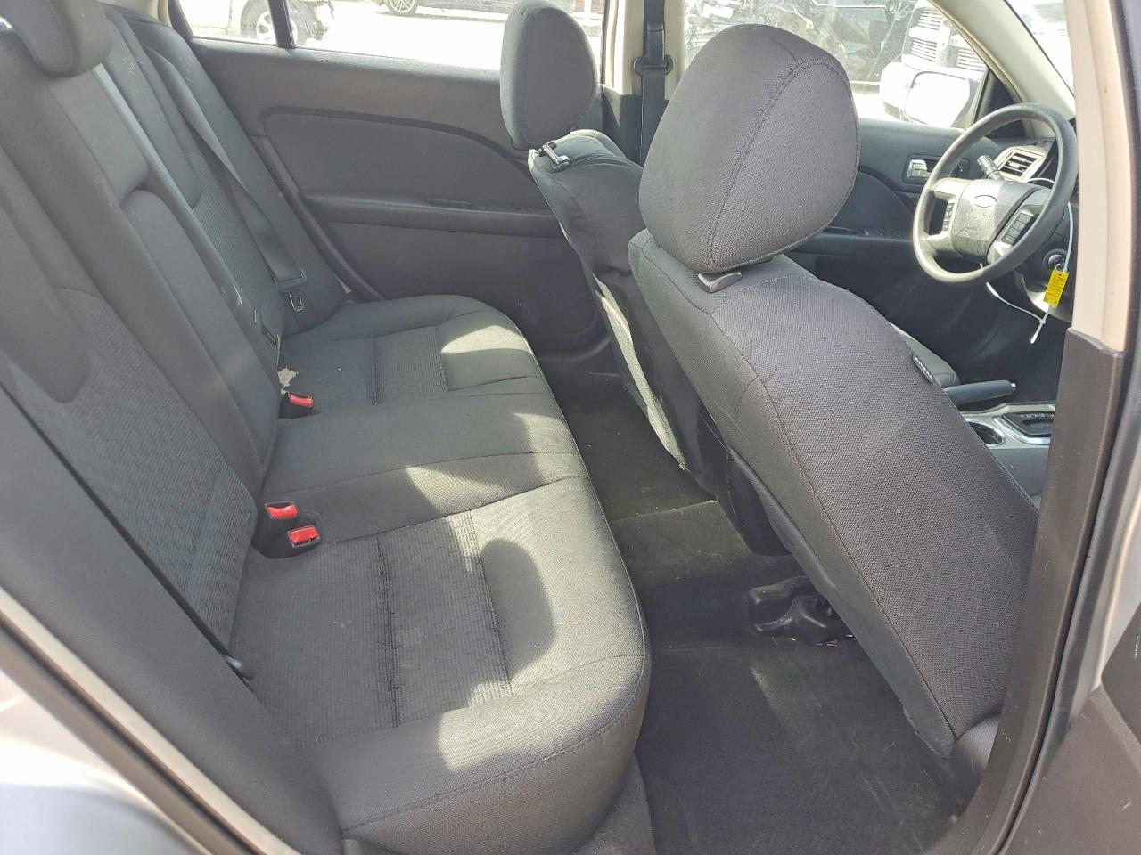 2012 FORD FUSION SE photo 19