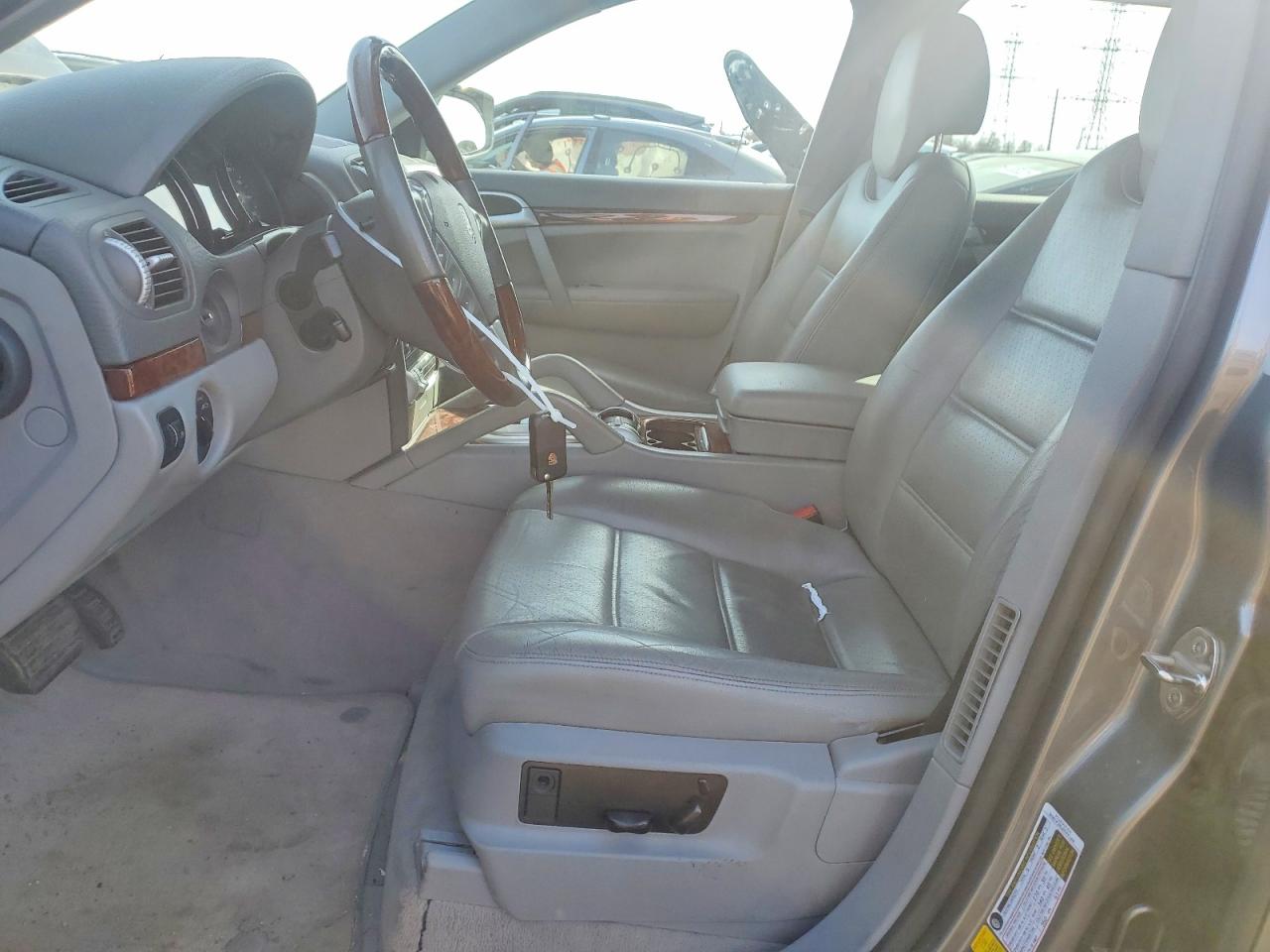 2008 PORSCHE CAYENNE photo 19