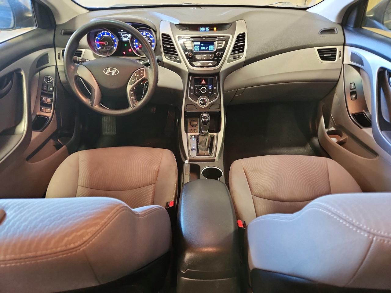 2014 HYUNDAI ELANTRA SE photo 8