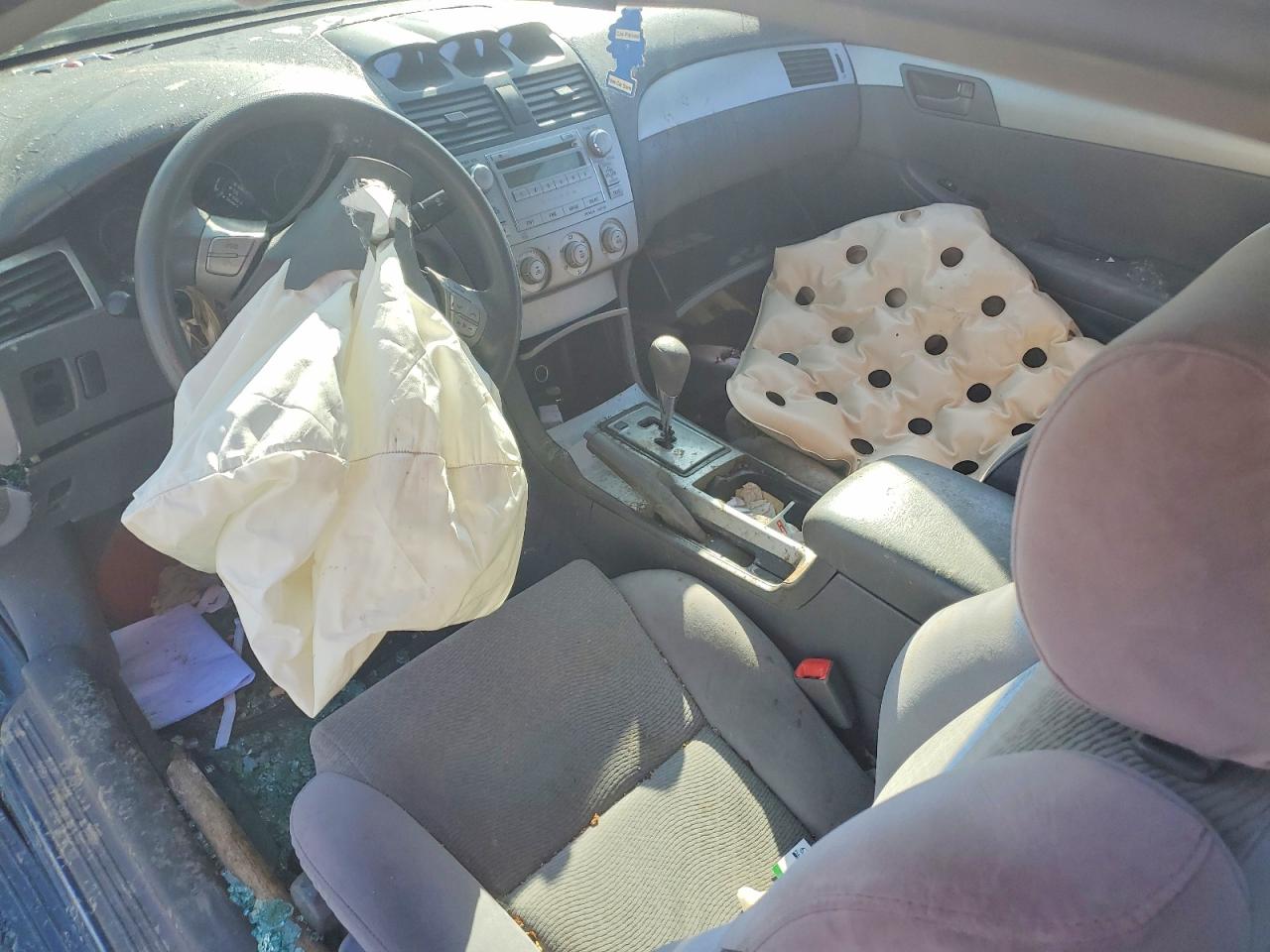 2007 TOYOTA CAMRY SOLARA SE photo 22