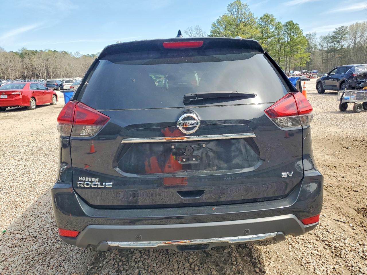 2020 NISSAN ROGUE SV photo 16
