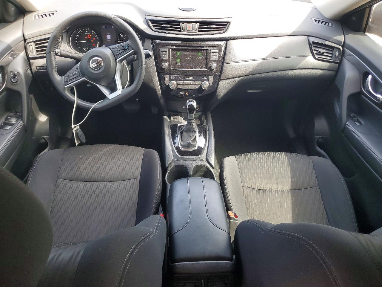 2020 NISSAN ROGUE SV photo 22