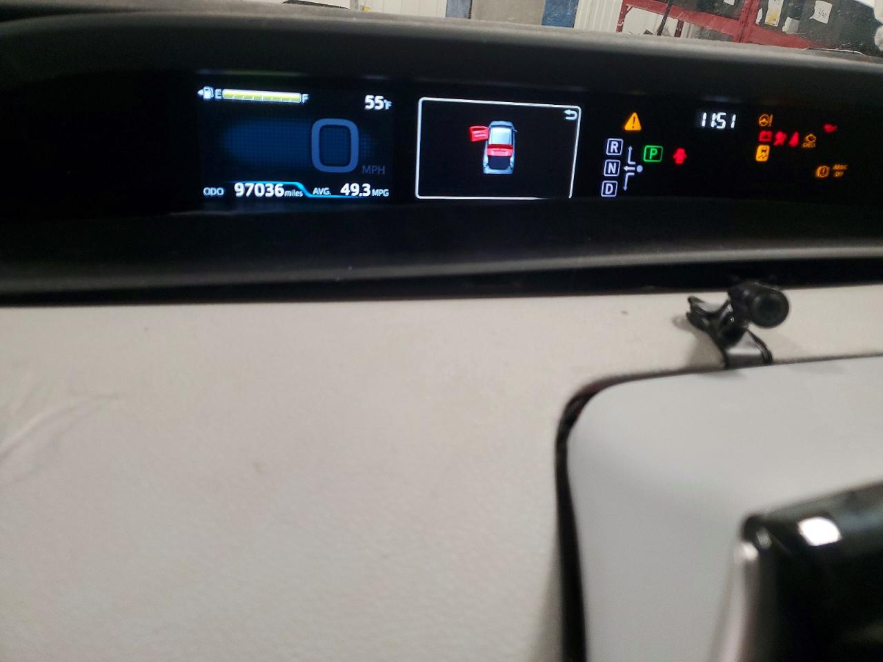 2016 TOYOTA PRIUS THREE TOURING photo 25