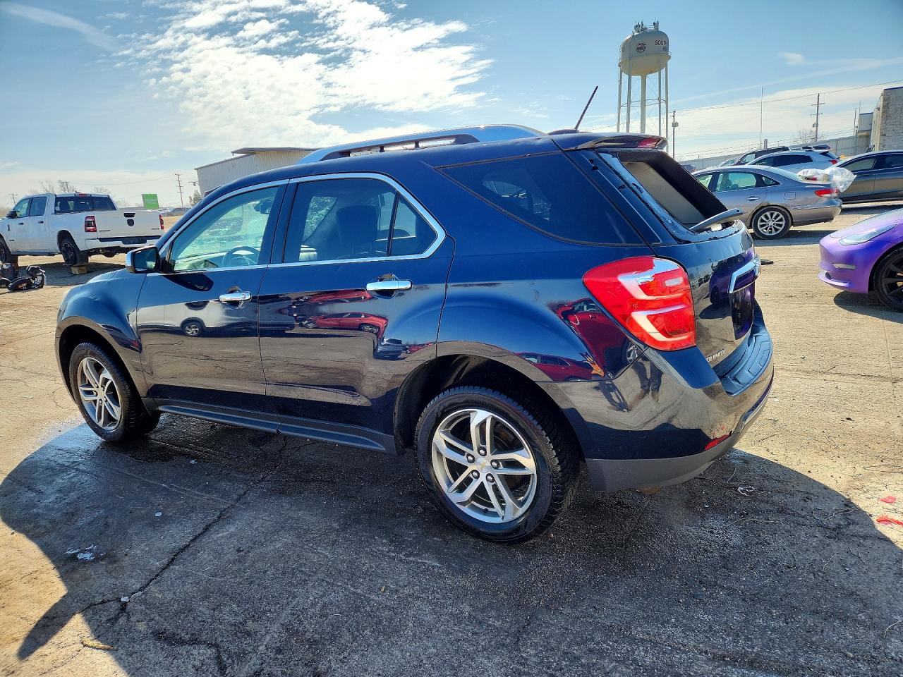 2017 CHEVROLET EQUINOX PREMIER photo 3