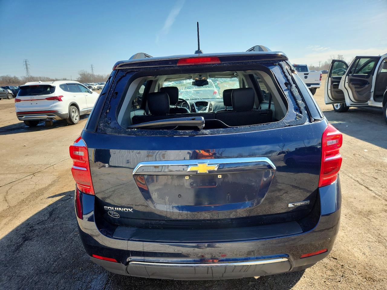 2017 CHEVROLET EQUINOX PREMIER photo 11