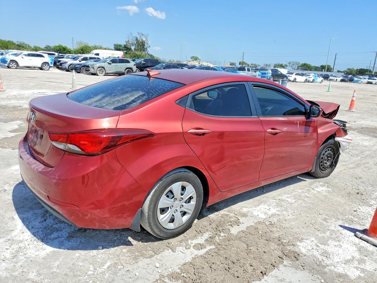 2016 HYUNDAI ELANTRA SE photo 3