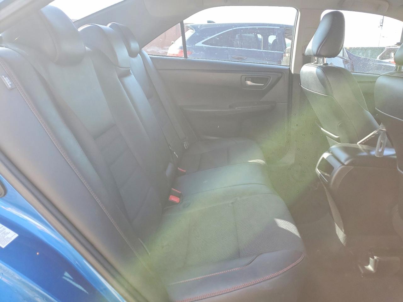 2017 TOYOTA CAMRY SE photo 10