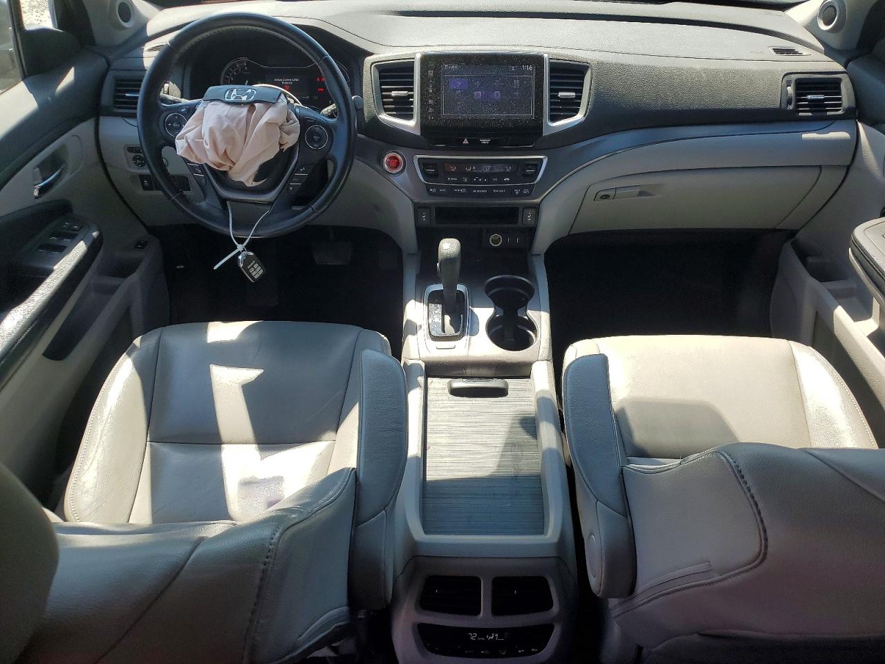 2016 HONDA PILOT EXL photo 8
