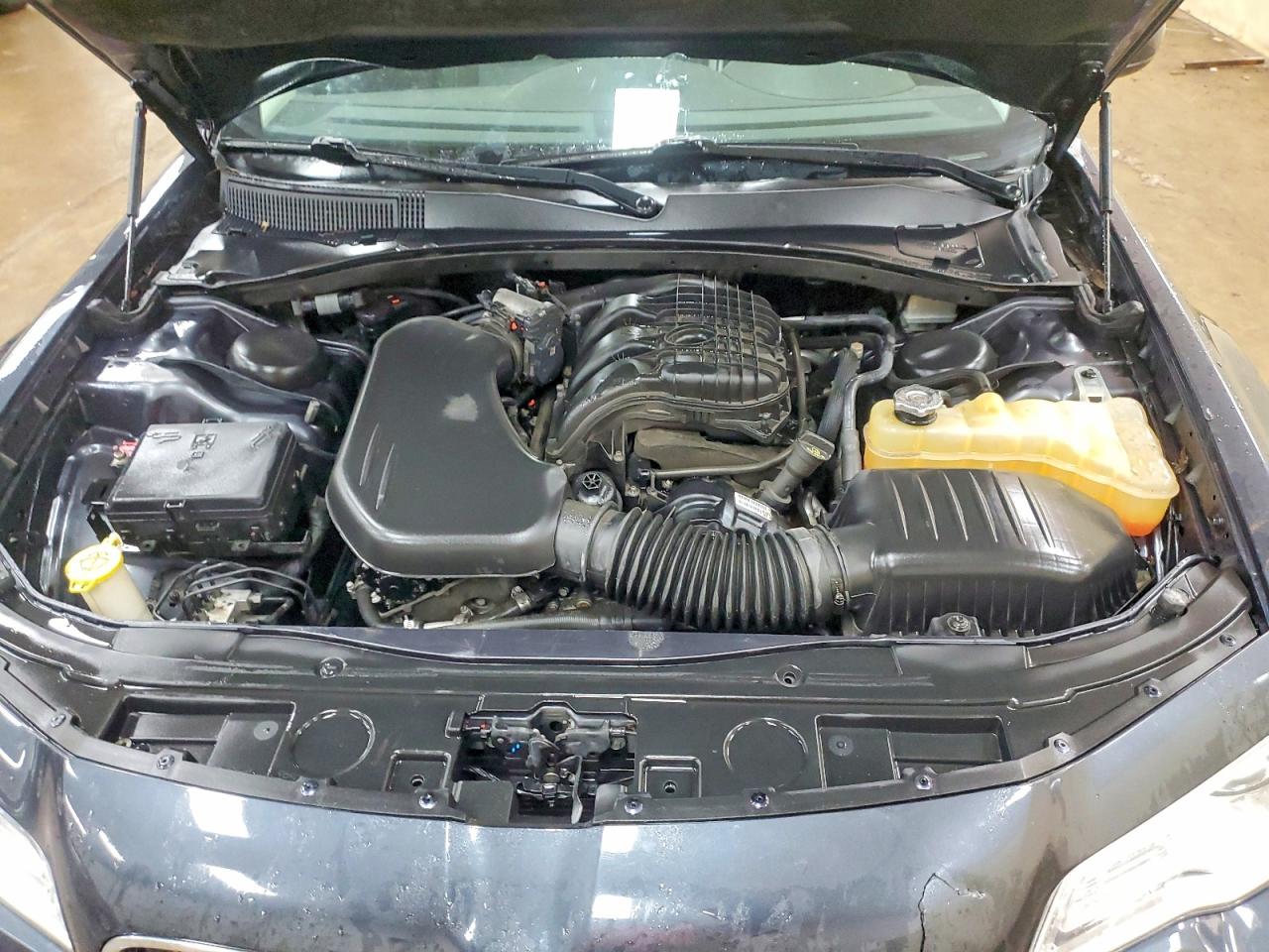 2016 CHRYSLER 300 LIMITED photo 21