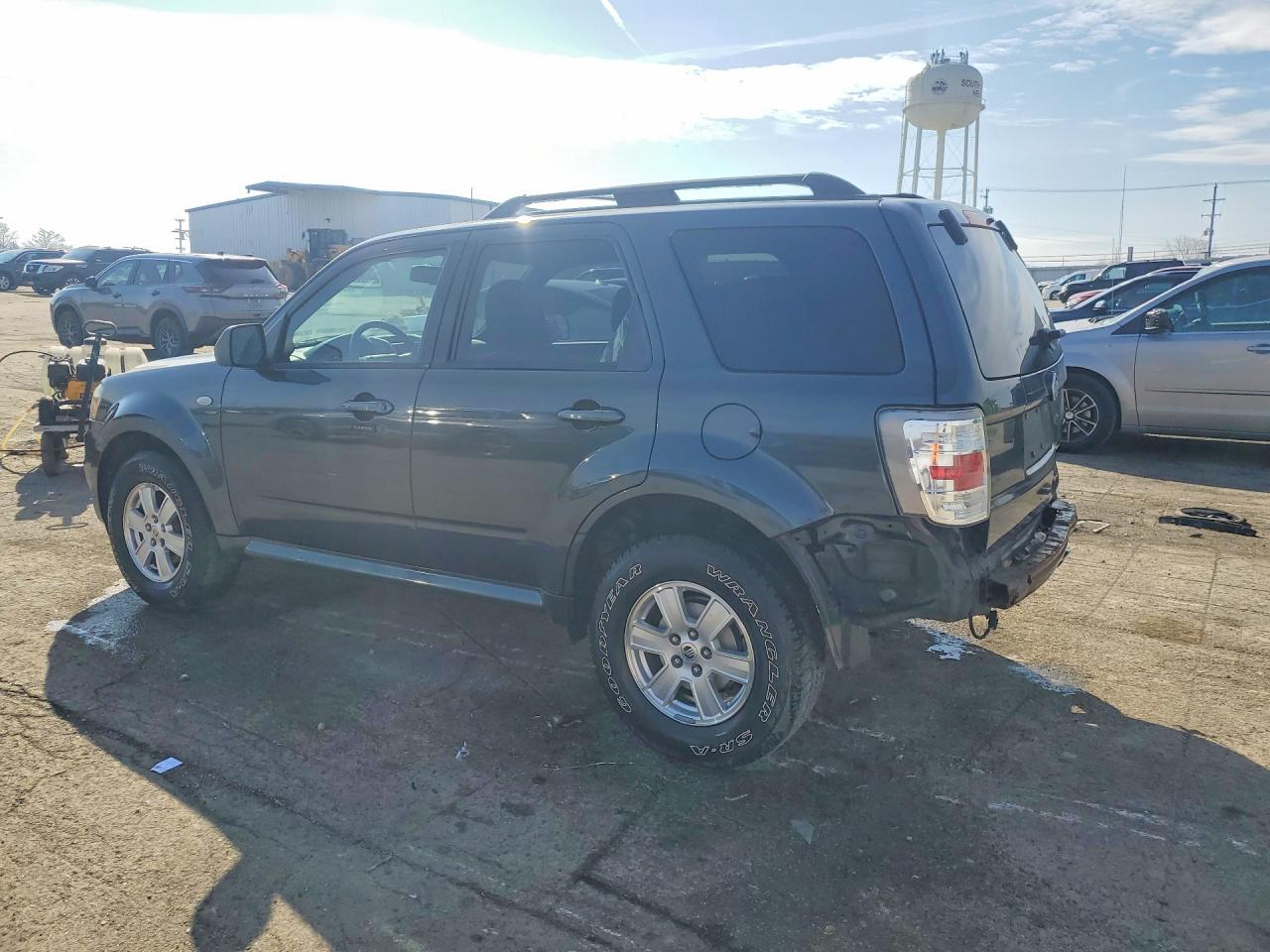 2009 MERCURY MARINER photo 2