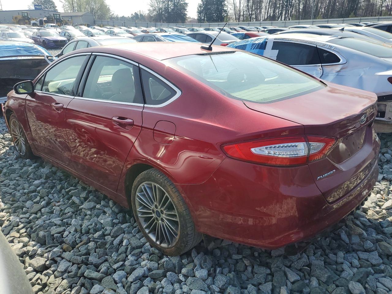 2014 FORD FUSION SE photo 3