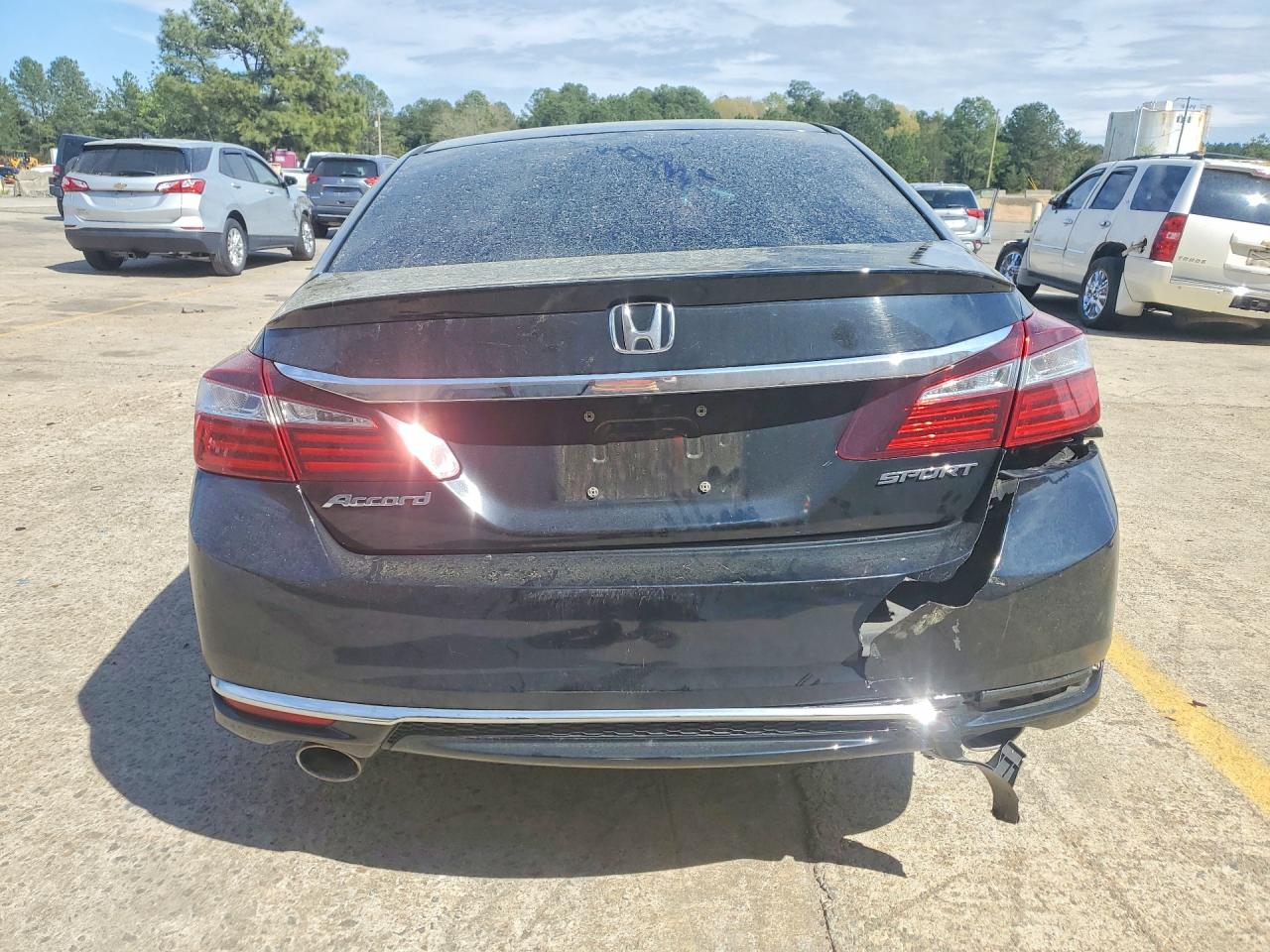 2017 HONDA ACCORD SPORT photo 16