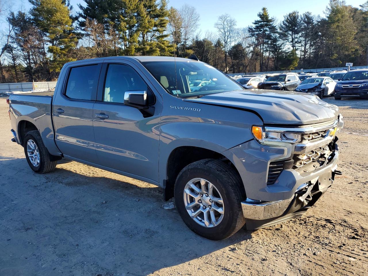 2024 CHEVROLET SILVERADO K1500 LT-L photo 10