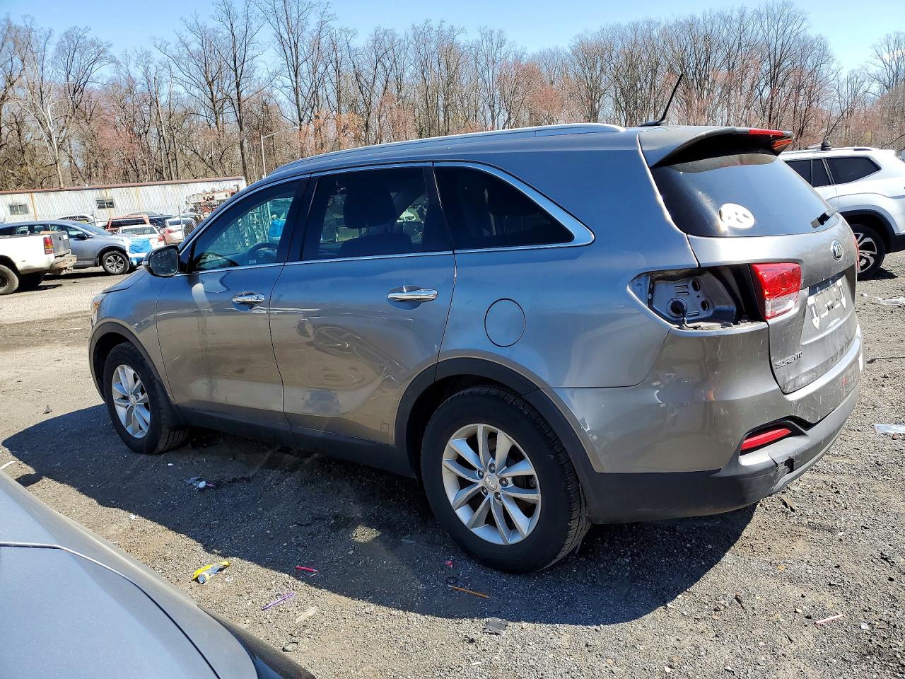 2017 KIA SORENTO LX V6 photo 4