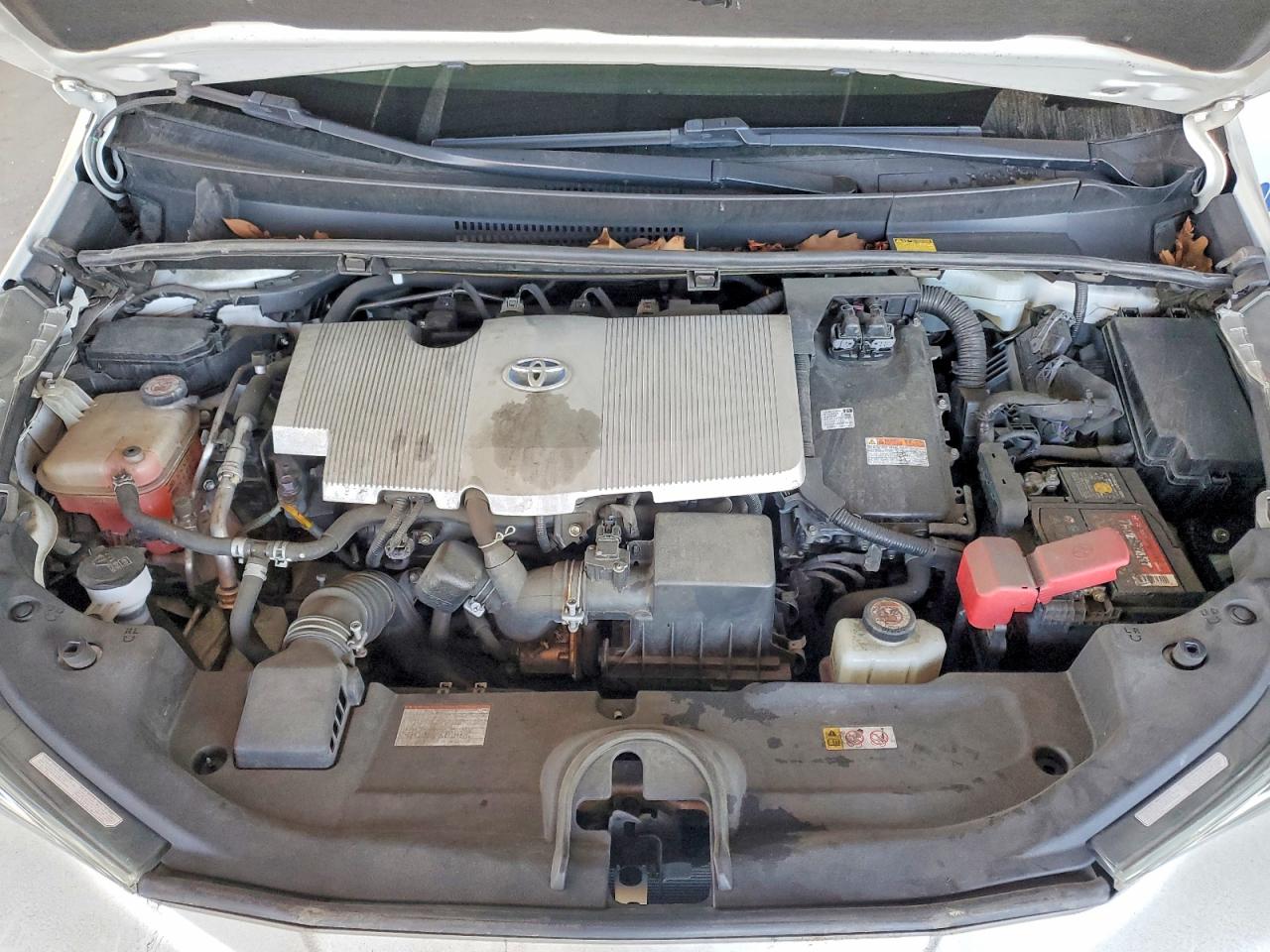 2018 TOYOTA PRIUS TWO photo 21