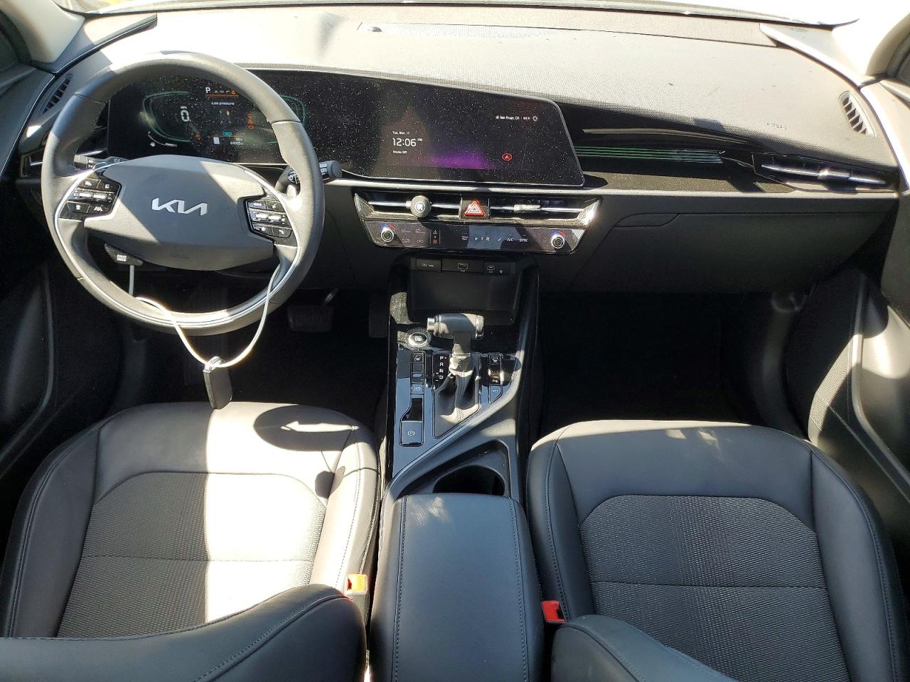 2023 KIA NIRO EX photo 15