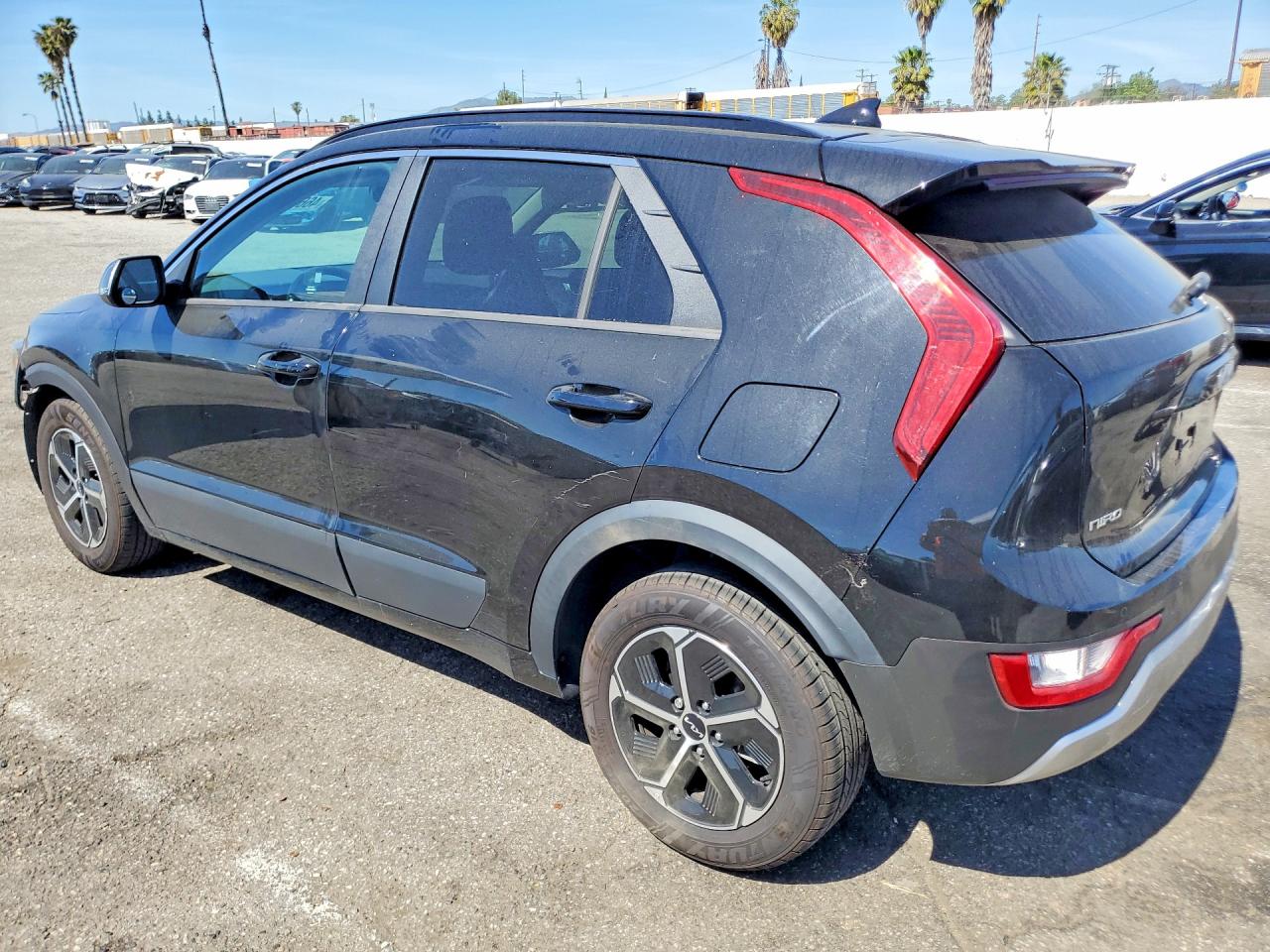 2023 KIA NIRO EX photo 3