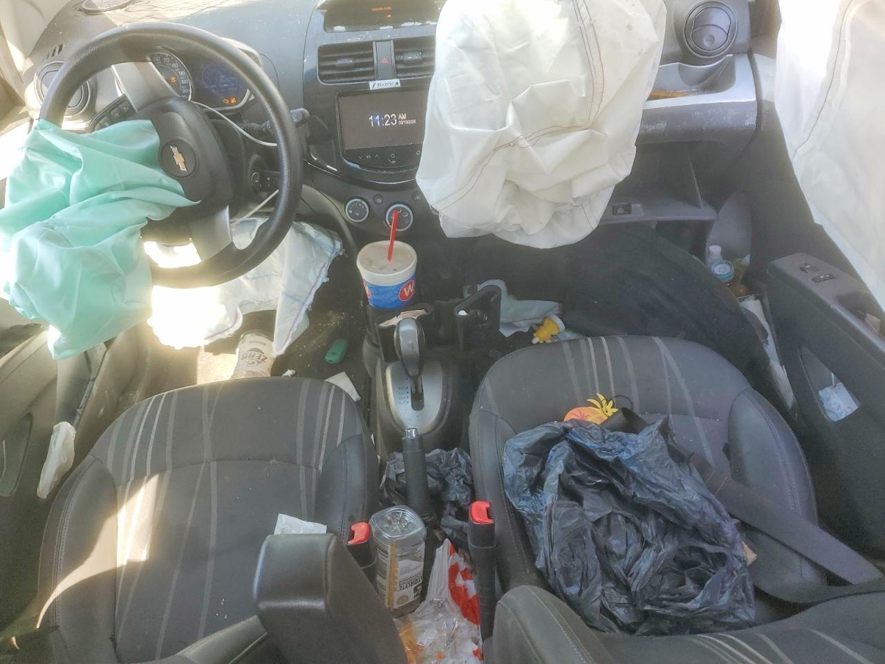 2015 CHEVROLET SPARK 1LT photo 15