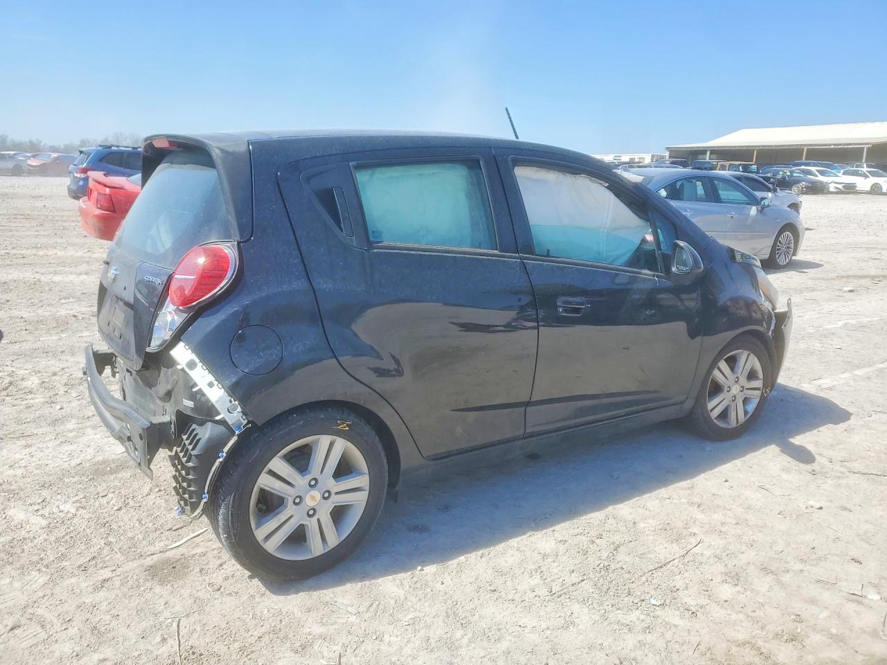 2015 CHEVROLET SPARK 1LT photo 5