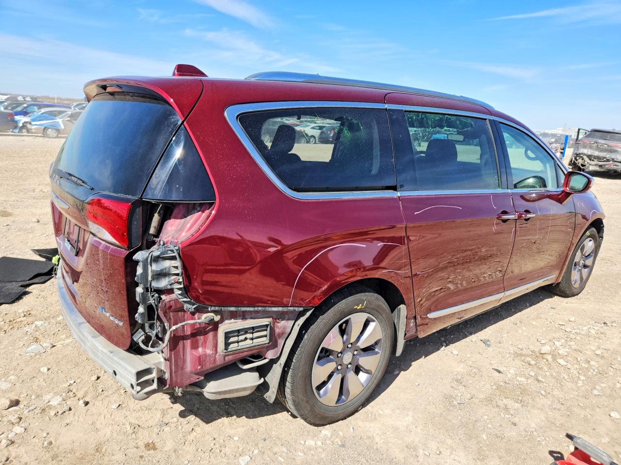2019 CHRYSLER PACIFICA HYBRID LIMITED photo 5