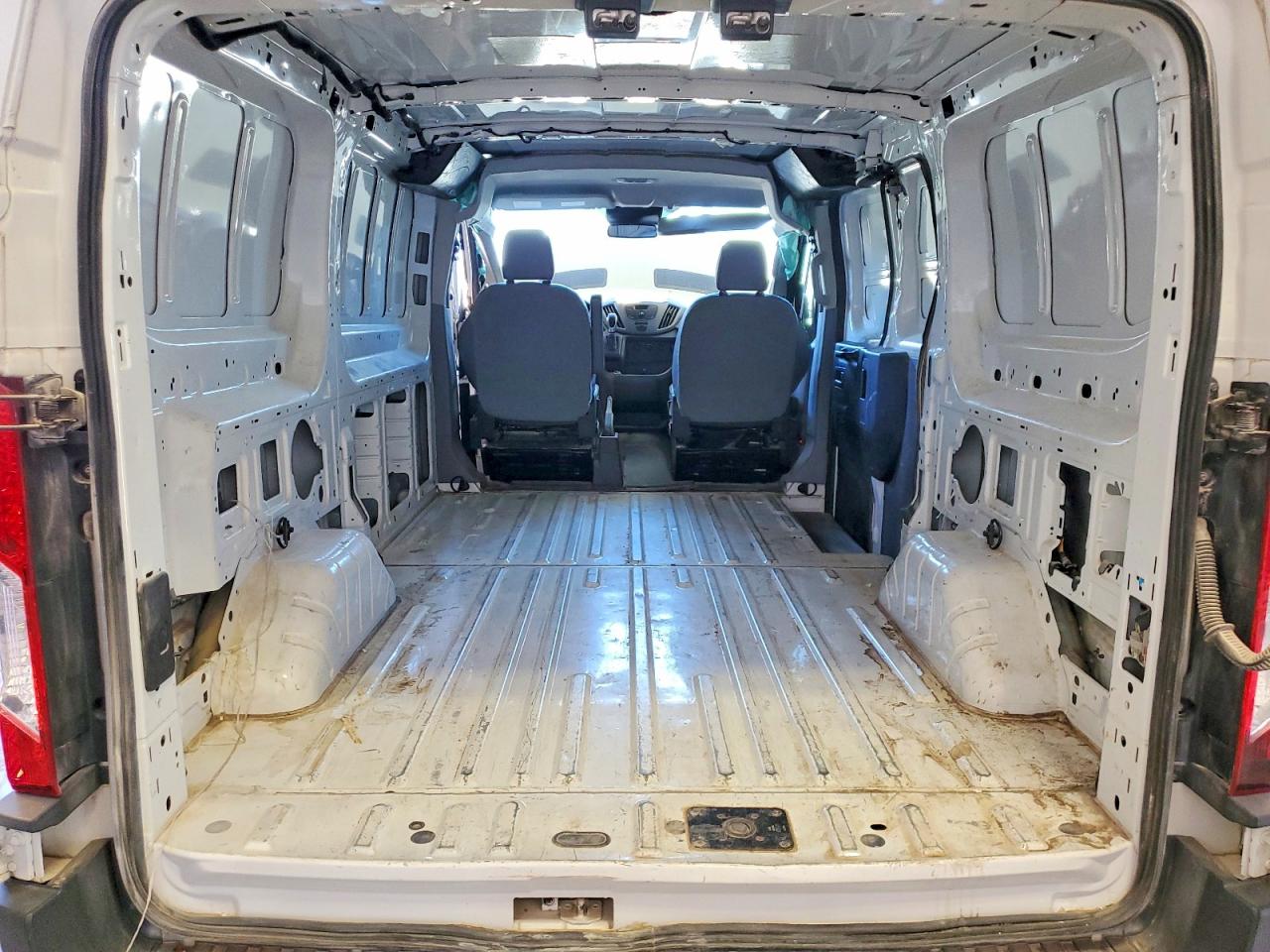 2018 FORD TRANSIT T-150 photo 19