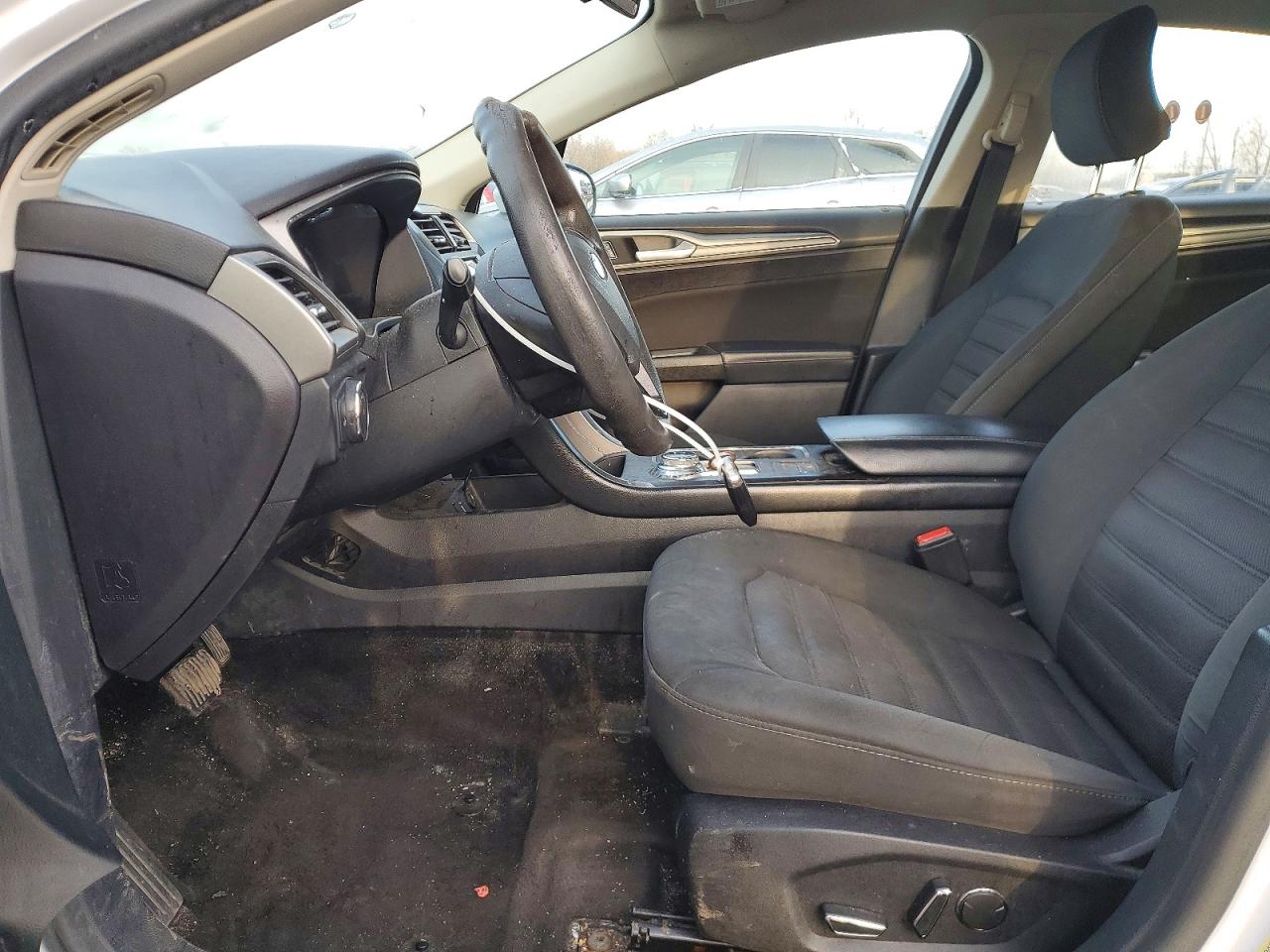 2018 FORD FUSION SE photo 13