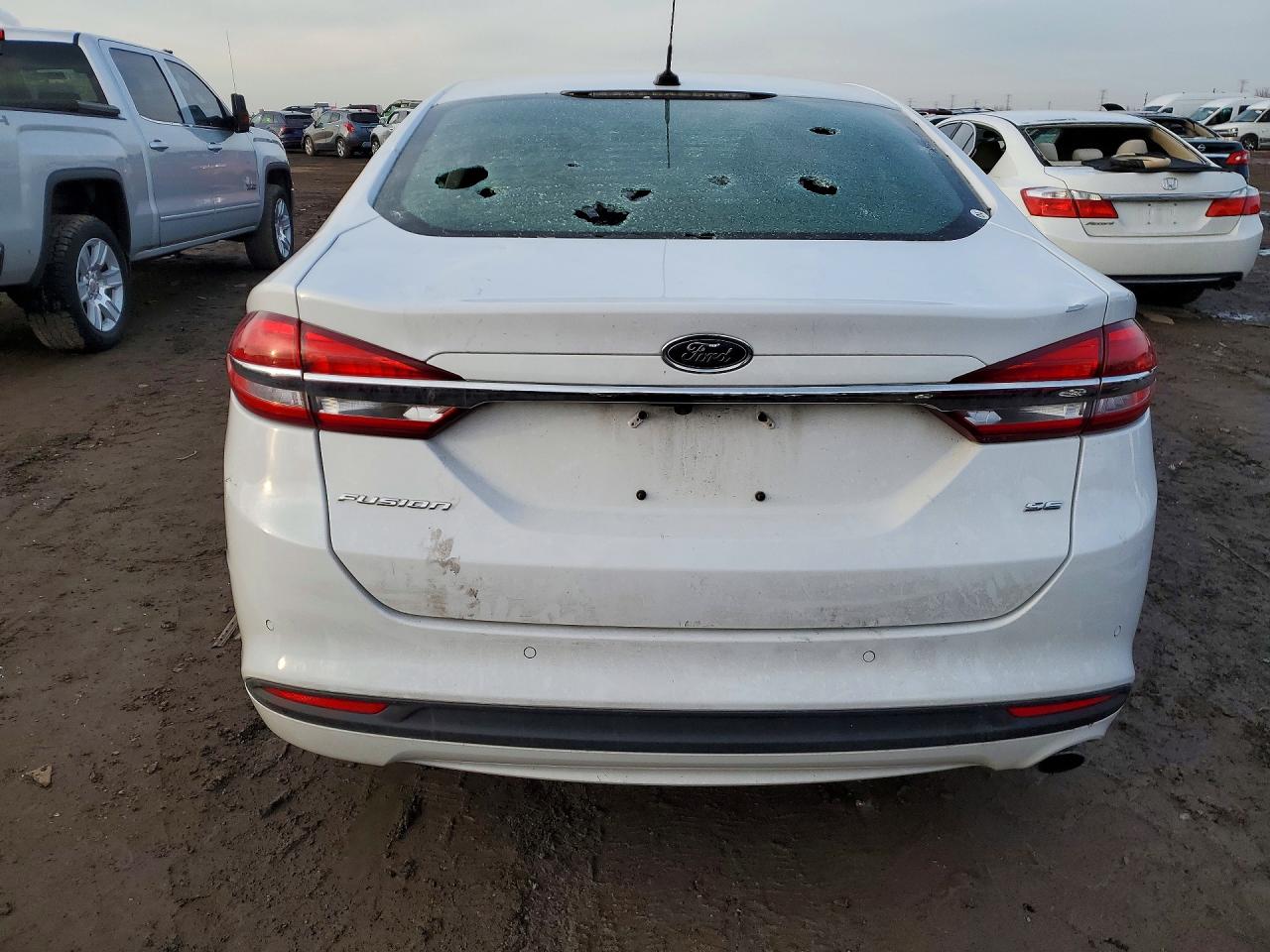 2018 FORD FUSION SE photo 11