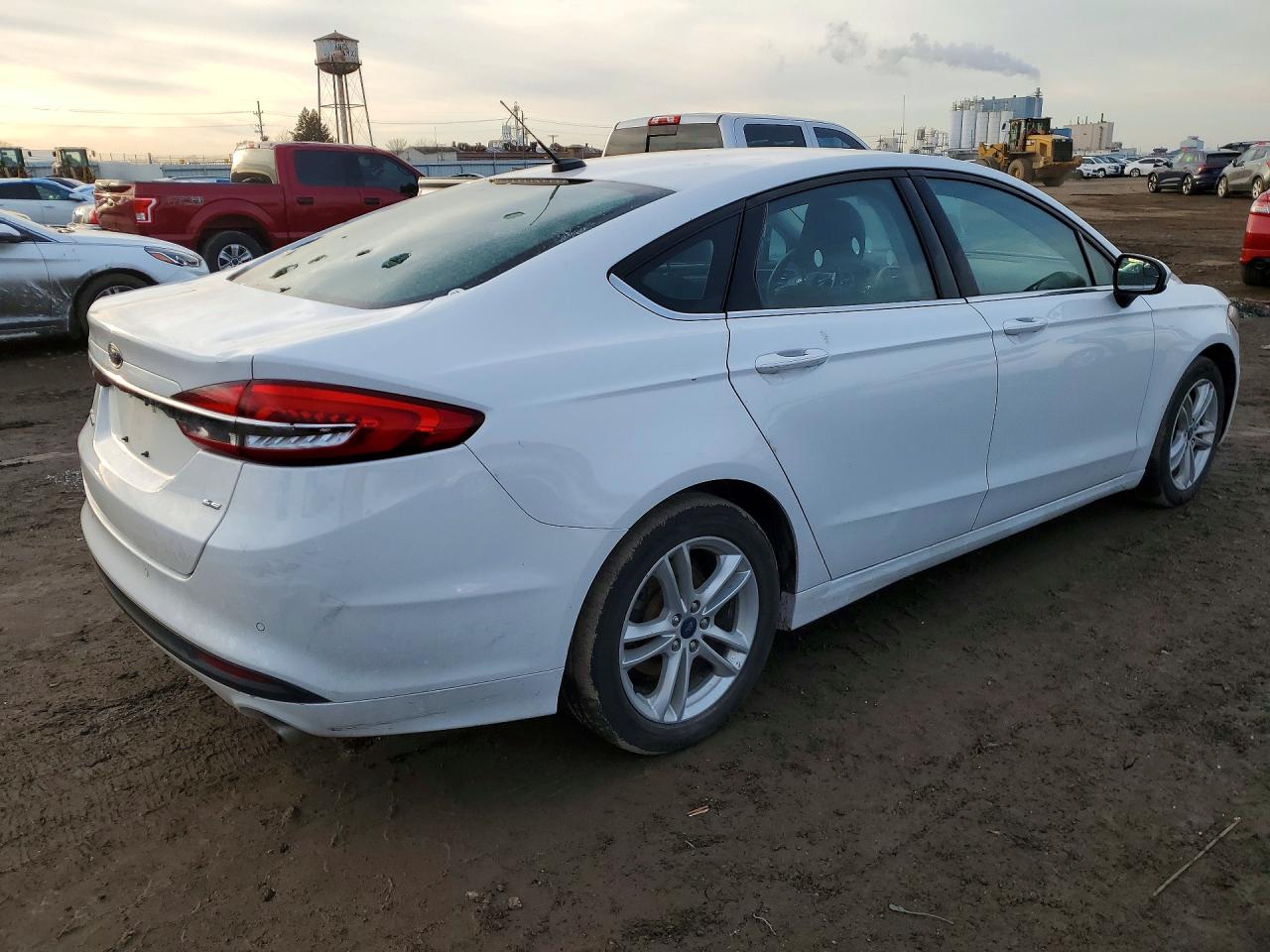 2018 FORD FUSION SE photo 5