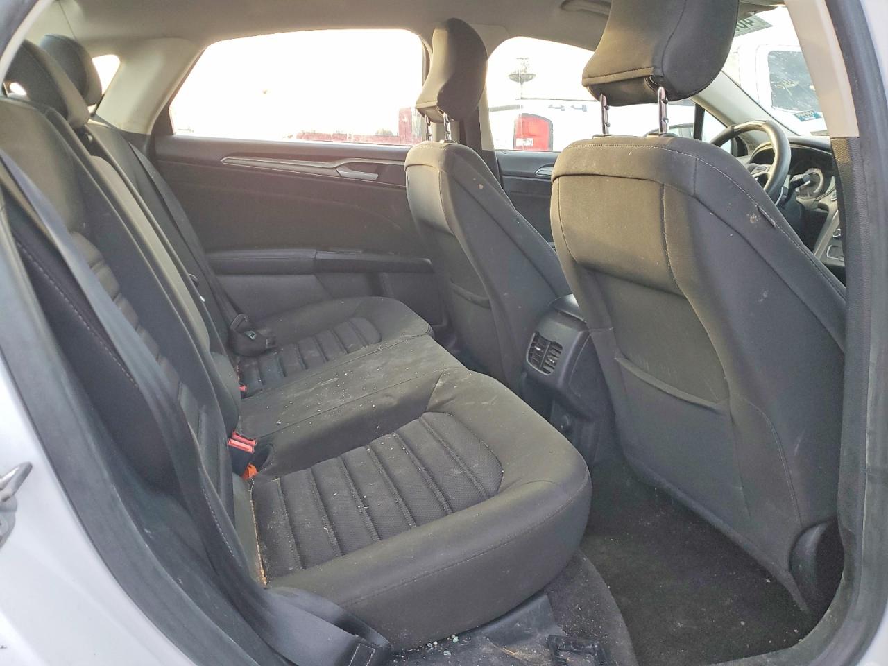 2018 FORD FUSION SE photo 19