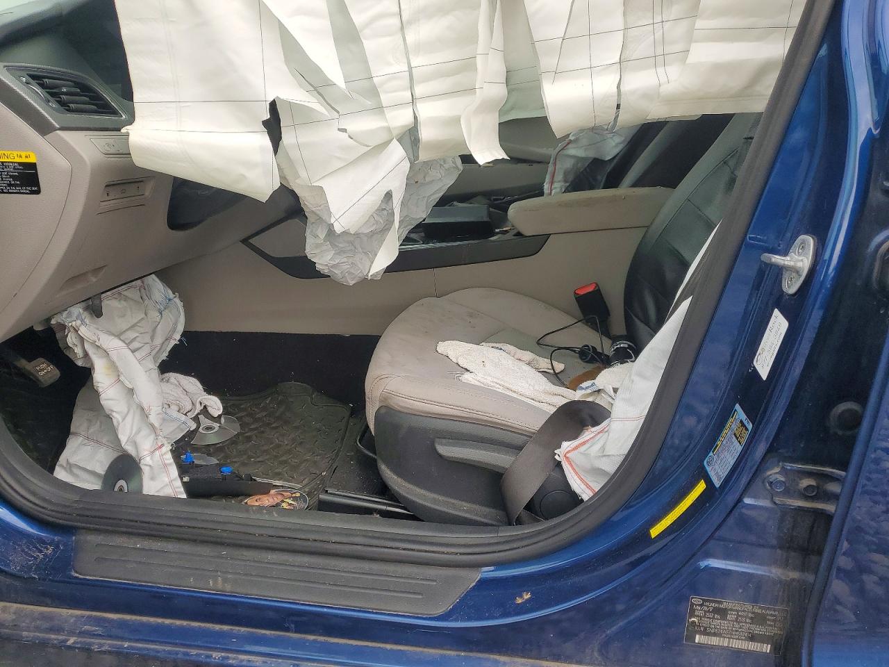 2017 HYUNDAI SONATA BASE photo 7