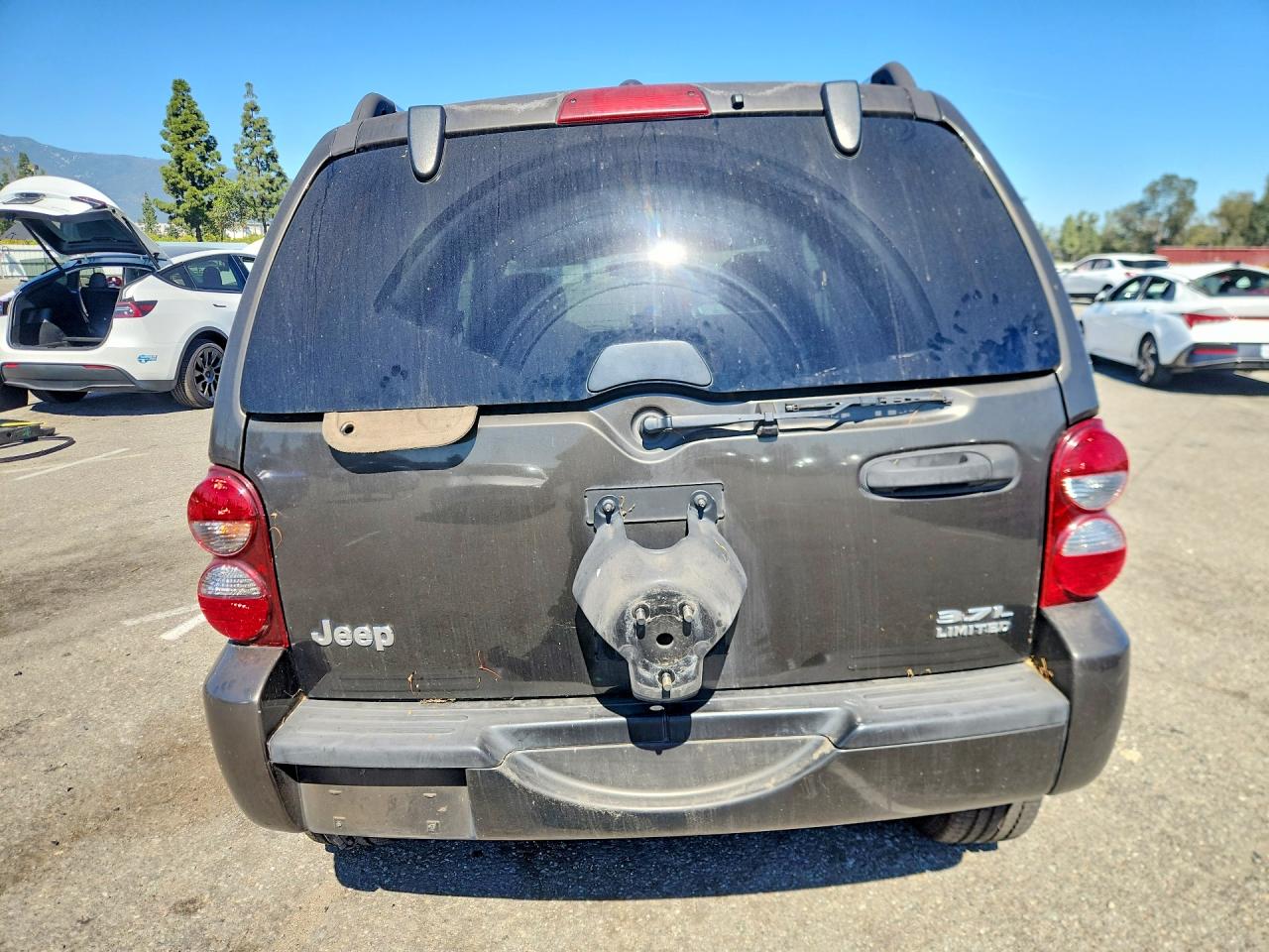 2005 JEEP LIBERTY LIMITED photo 11