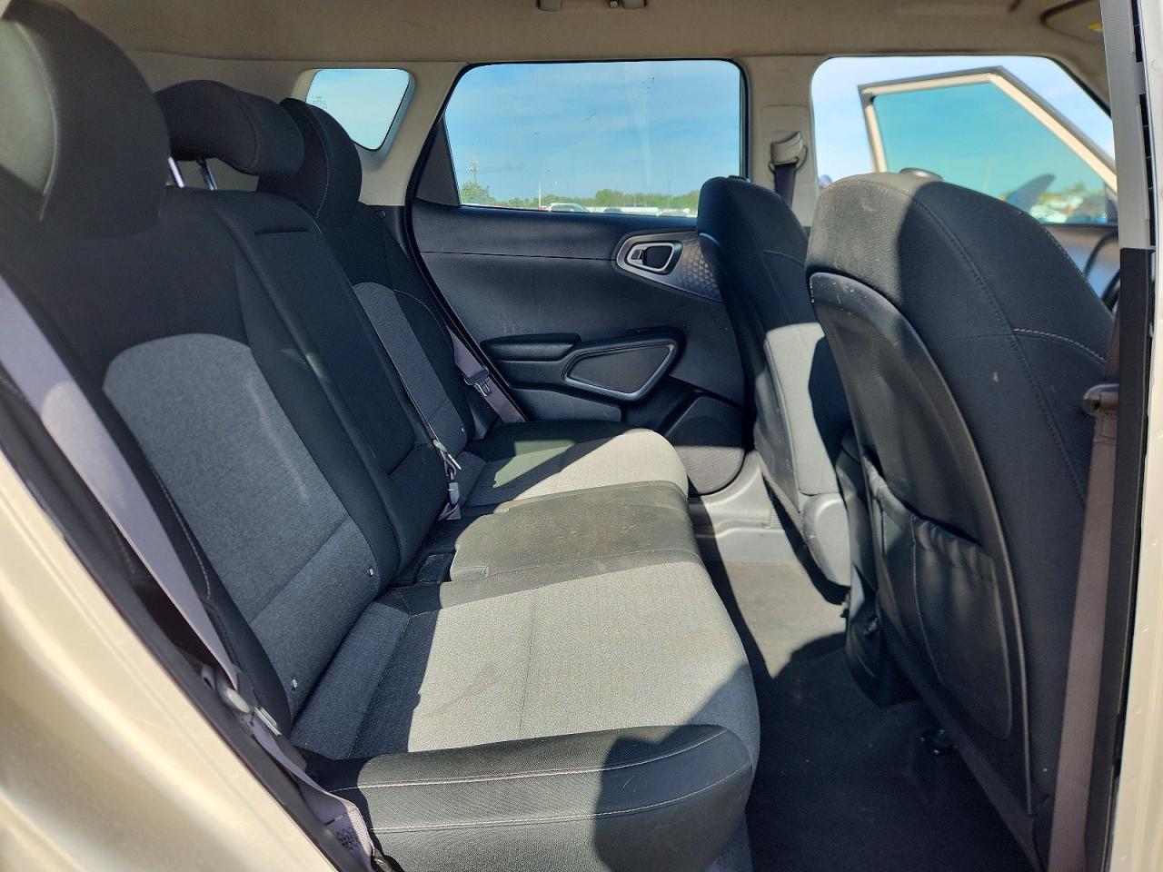 2020 KIA SOUL EX photo 19