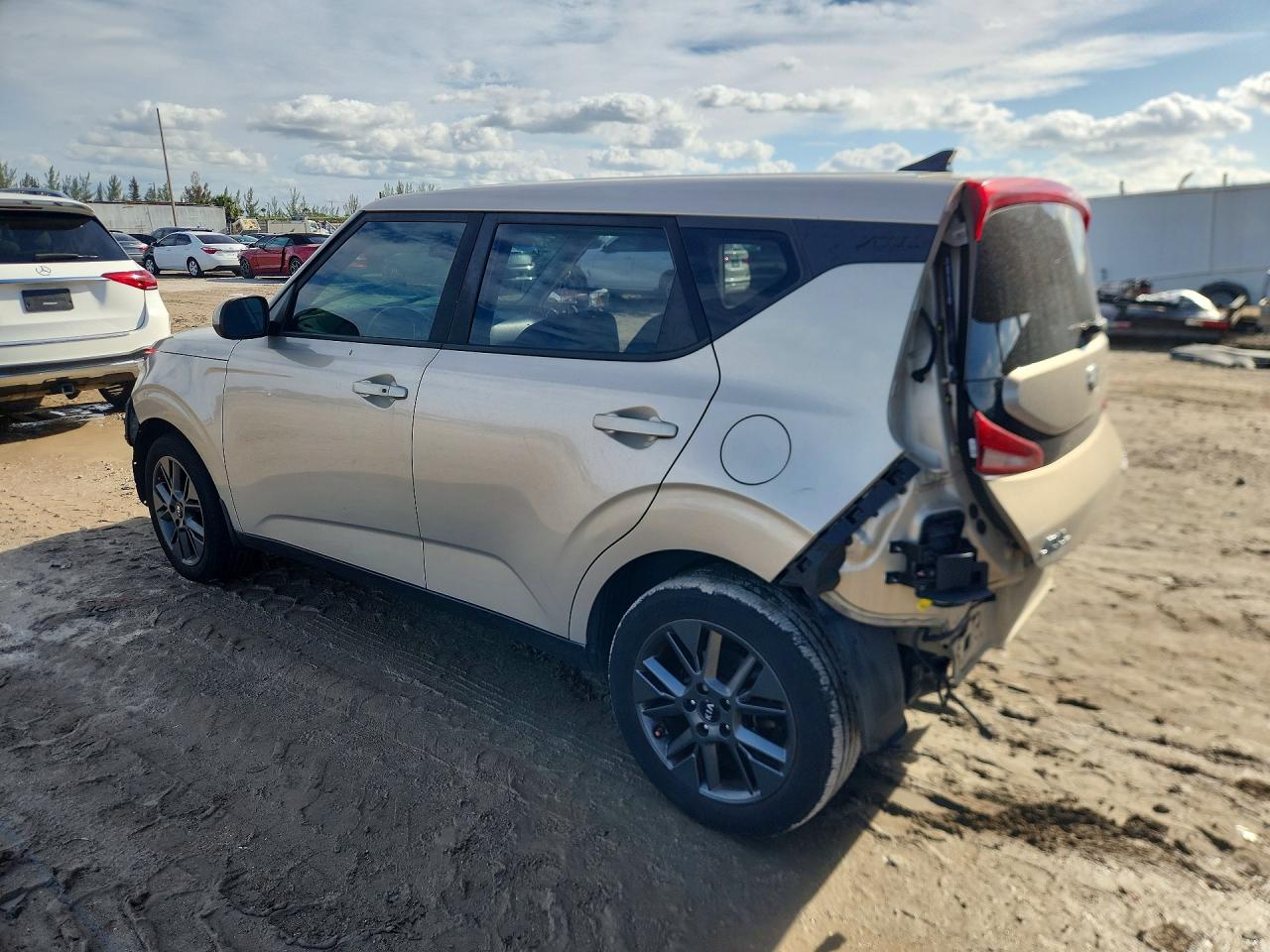 2020 KIA SOUL EX photo 3