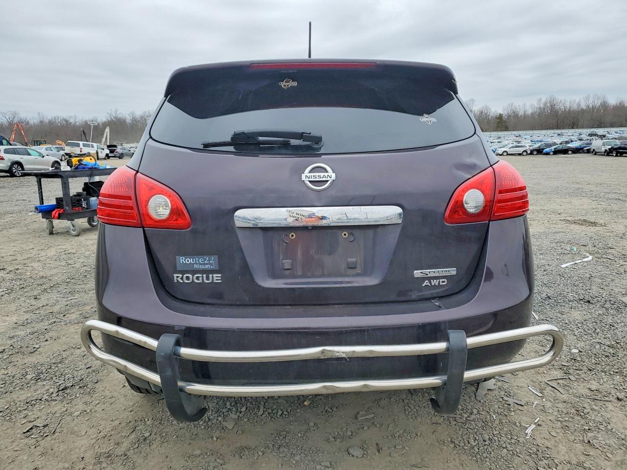 2013 NISSAN ROGUE S photo 6