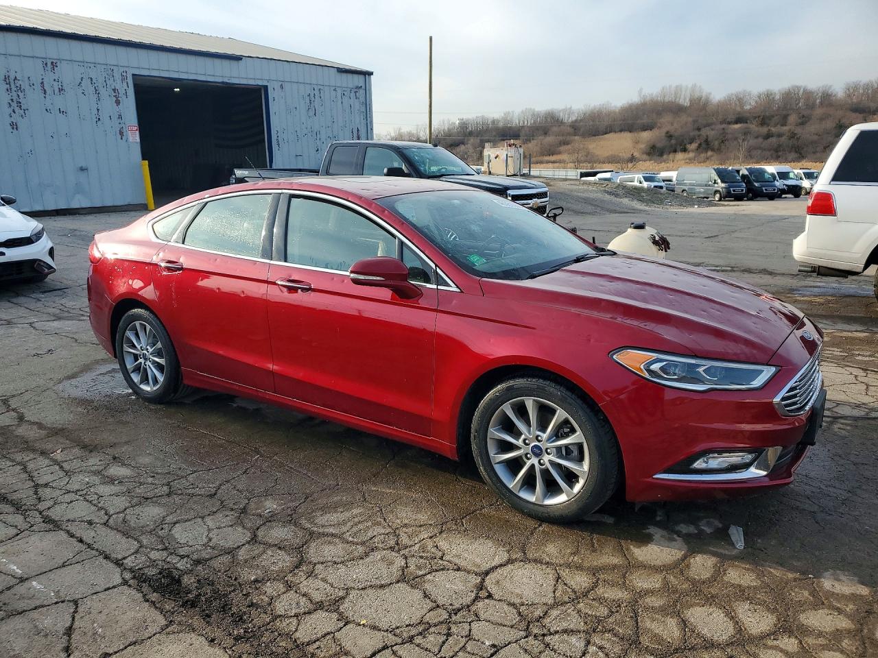 2017 FORD FUSION SE photo 4