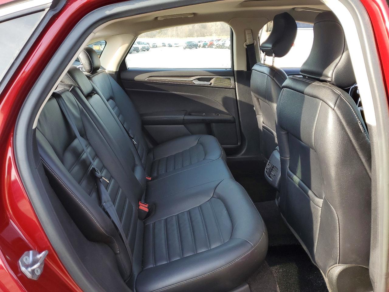 2017 FORD FUSION SE photo 10