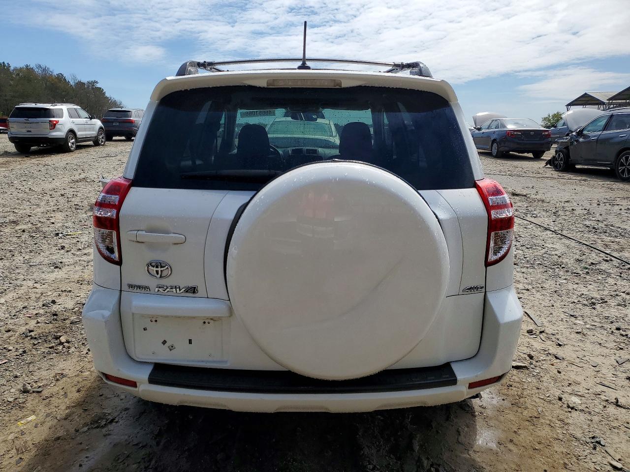 2009 TOYOTA RAV4 photo 16
