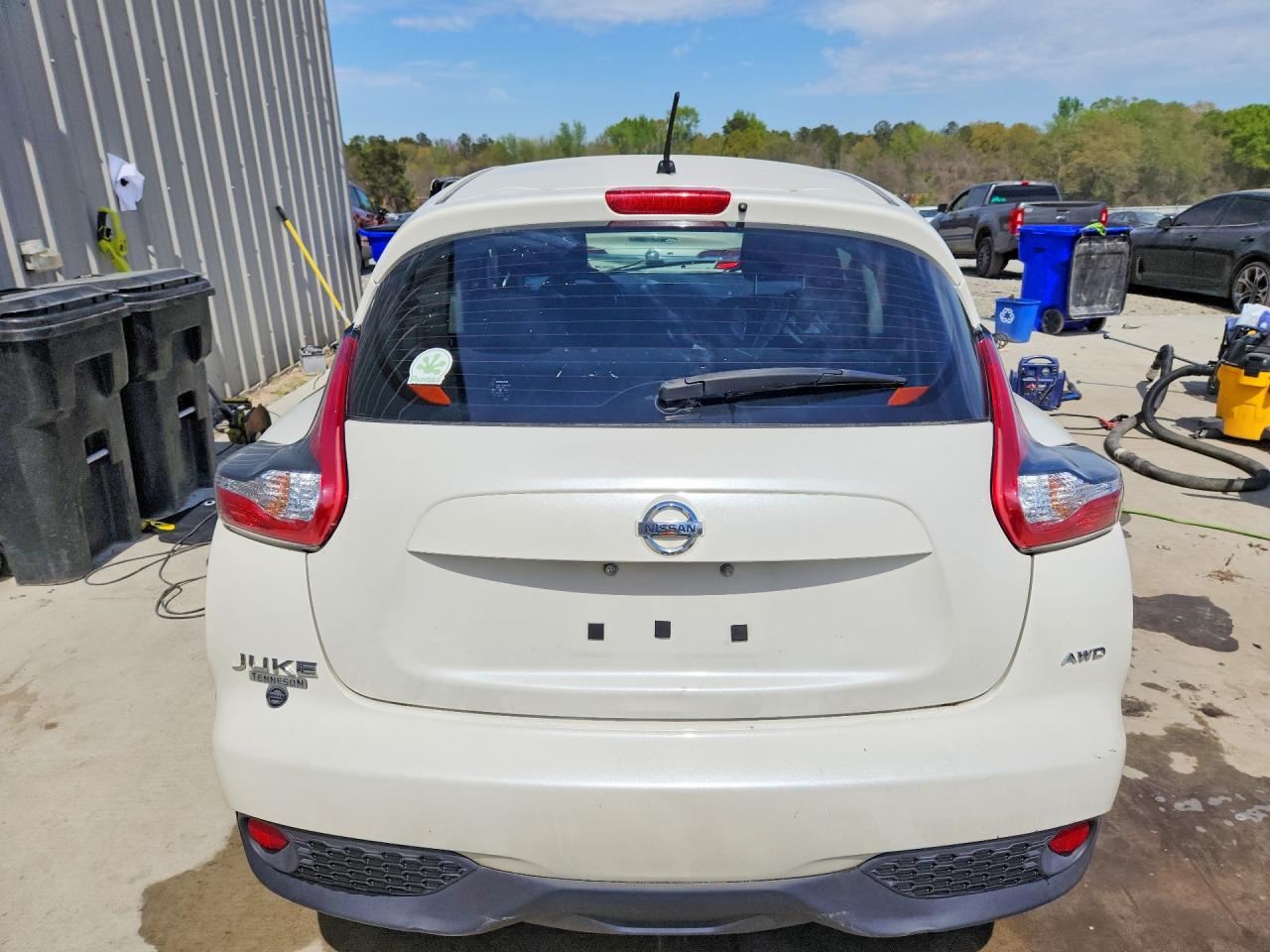 2015 NISSAN JUKE S photo 6
