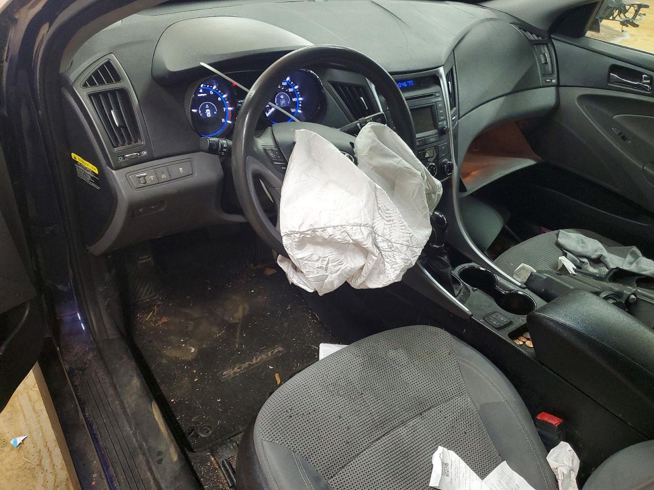 2014 HYUNDAI SONATA GLS photo 15