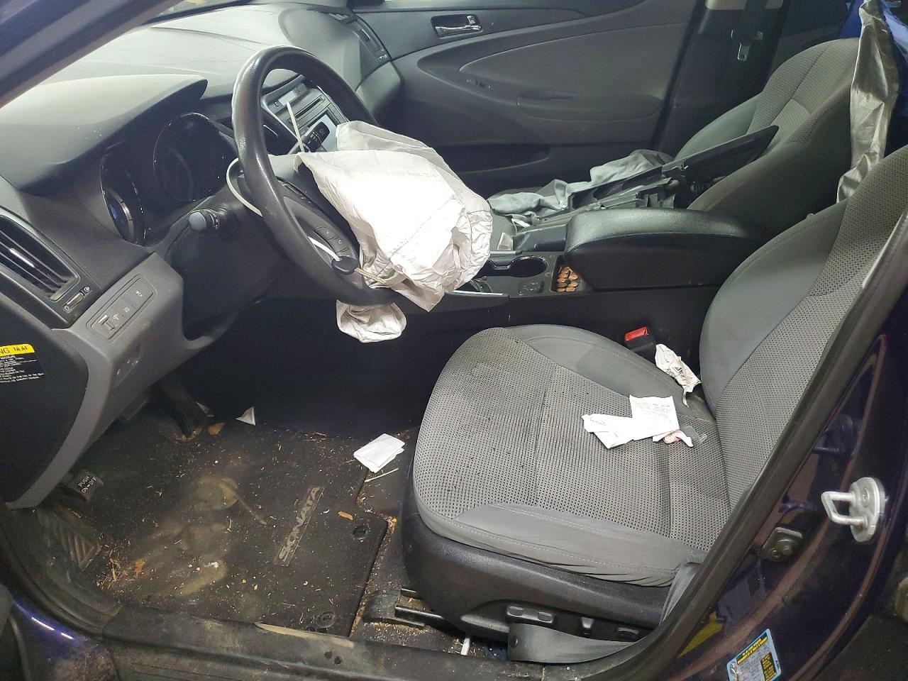 2014 HYUNDAI SONATA GLS photo 13