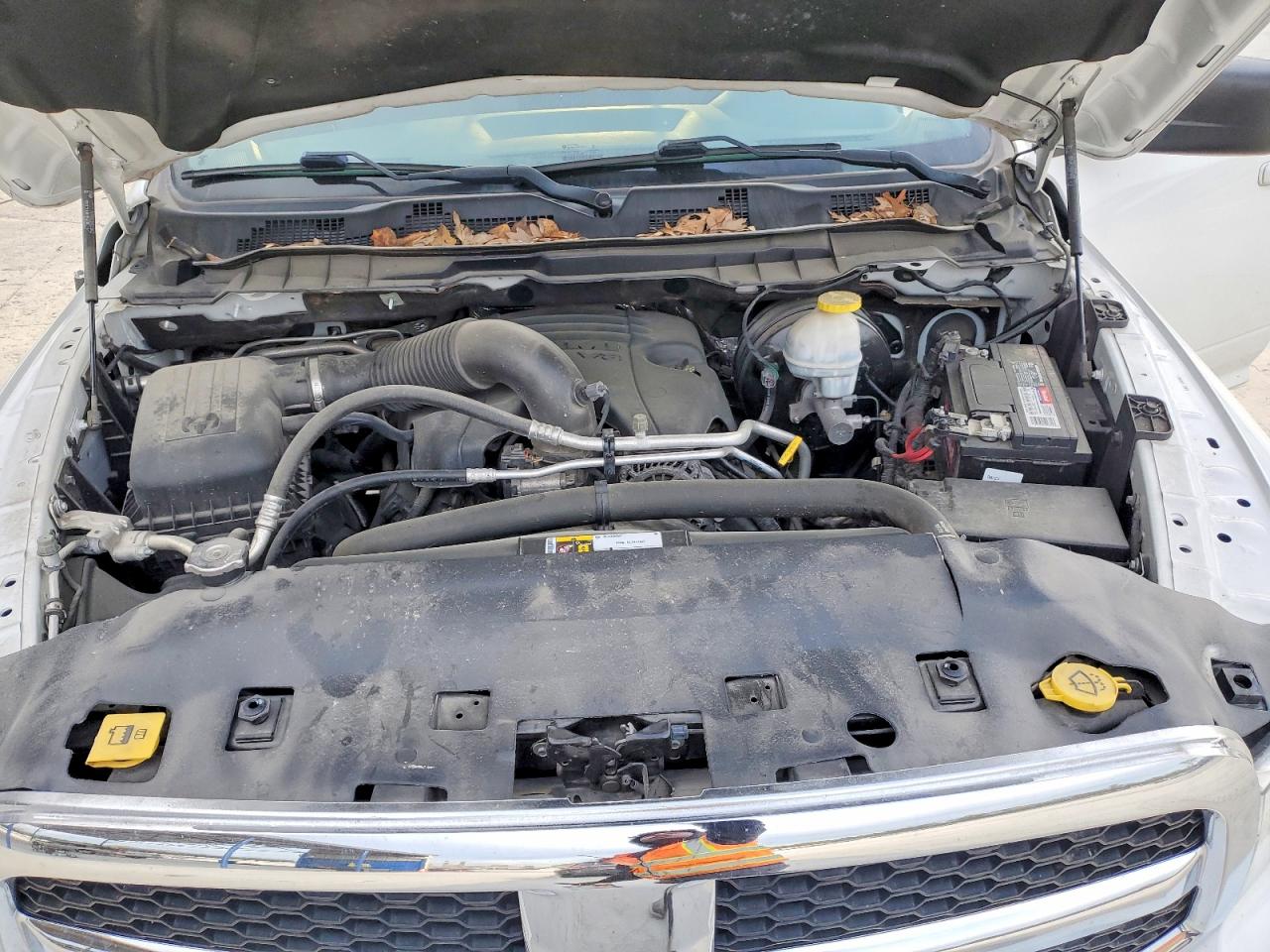 2019 RAM 1500 CLASSIC SLT photo 31
